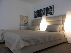 Apartment On Krasnyy Ural 9a